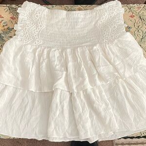 Forever 21 White Ruffled Mini Skirt